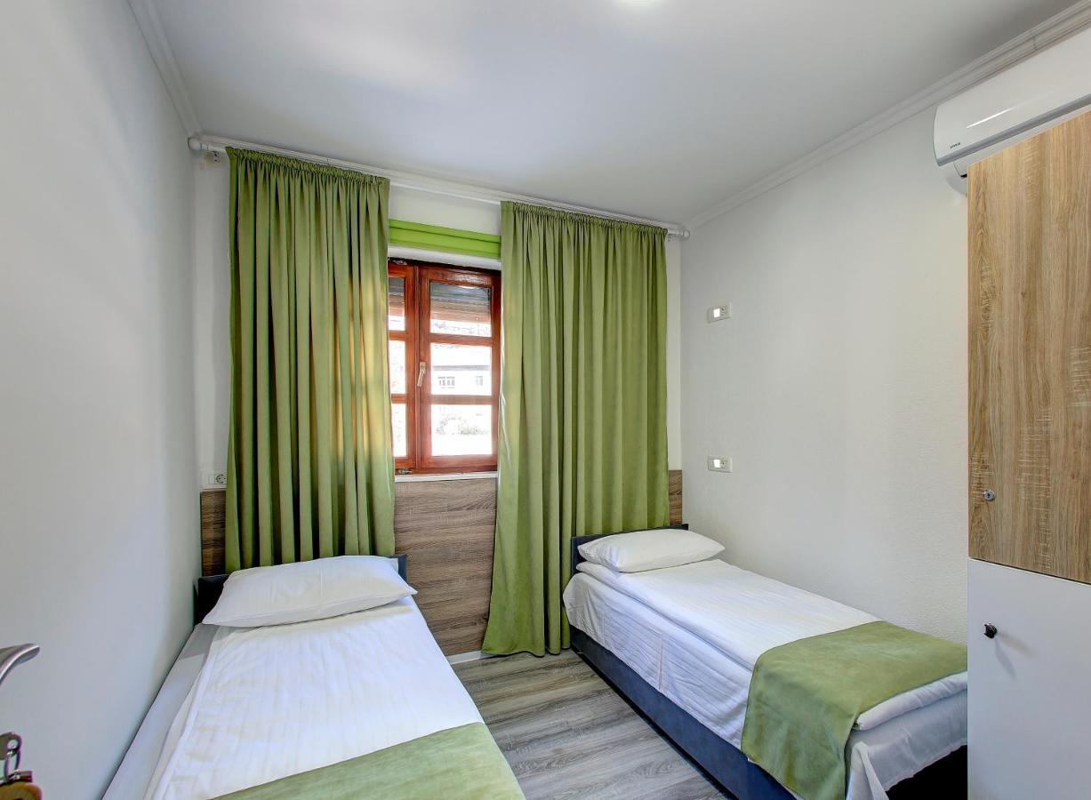 Guesthouse Check In Stolac Δωμάτιο φωτογραφία