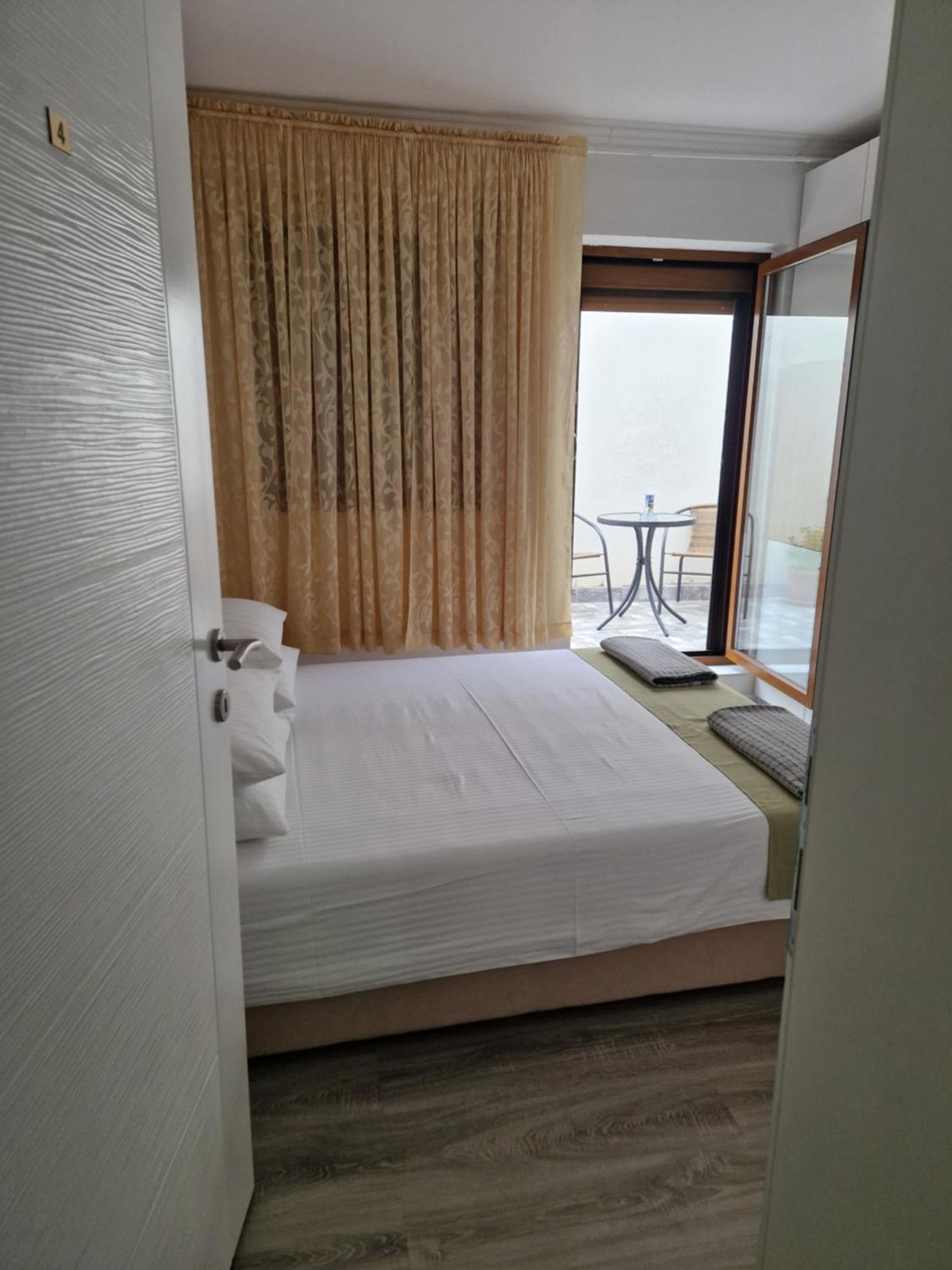 Guesthouse Check In Stolac Δωμάτιο φωτογραφία